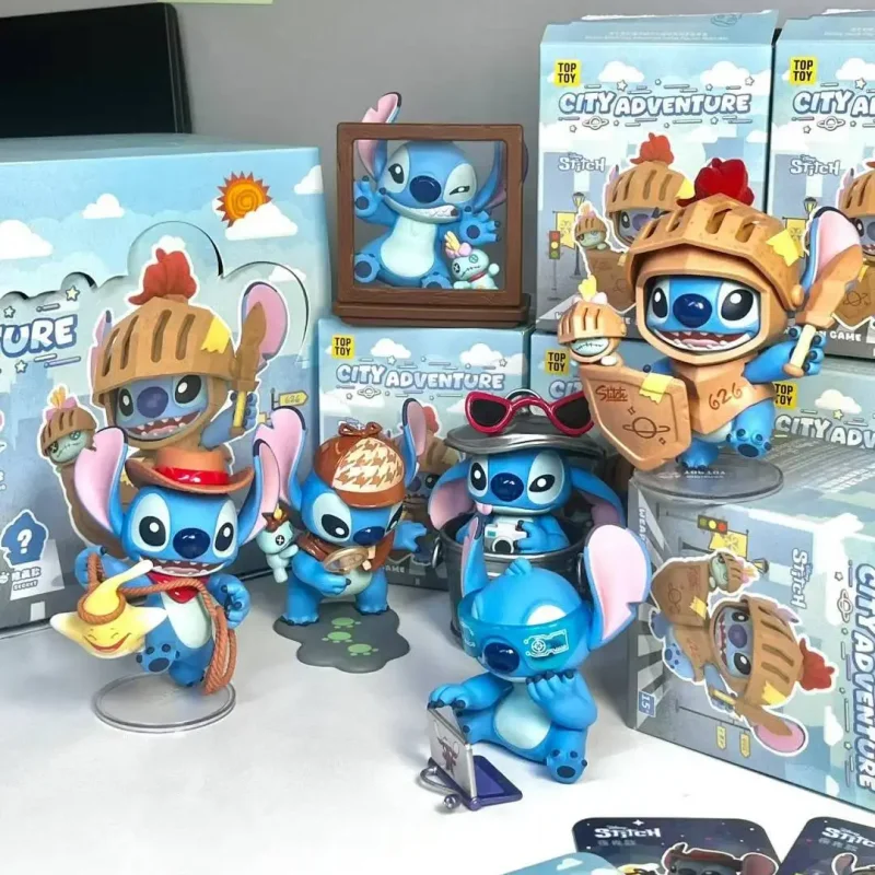 

Новинка 2025, оригинальная серия Stitch City Adventure, слепая коробка, коллекционная фигурка, модные игрушки, кулон, брелок, украшение для рабочего стола, подарок