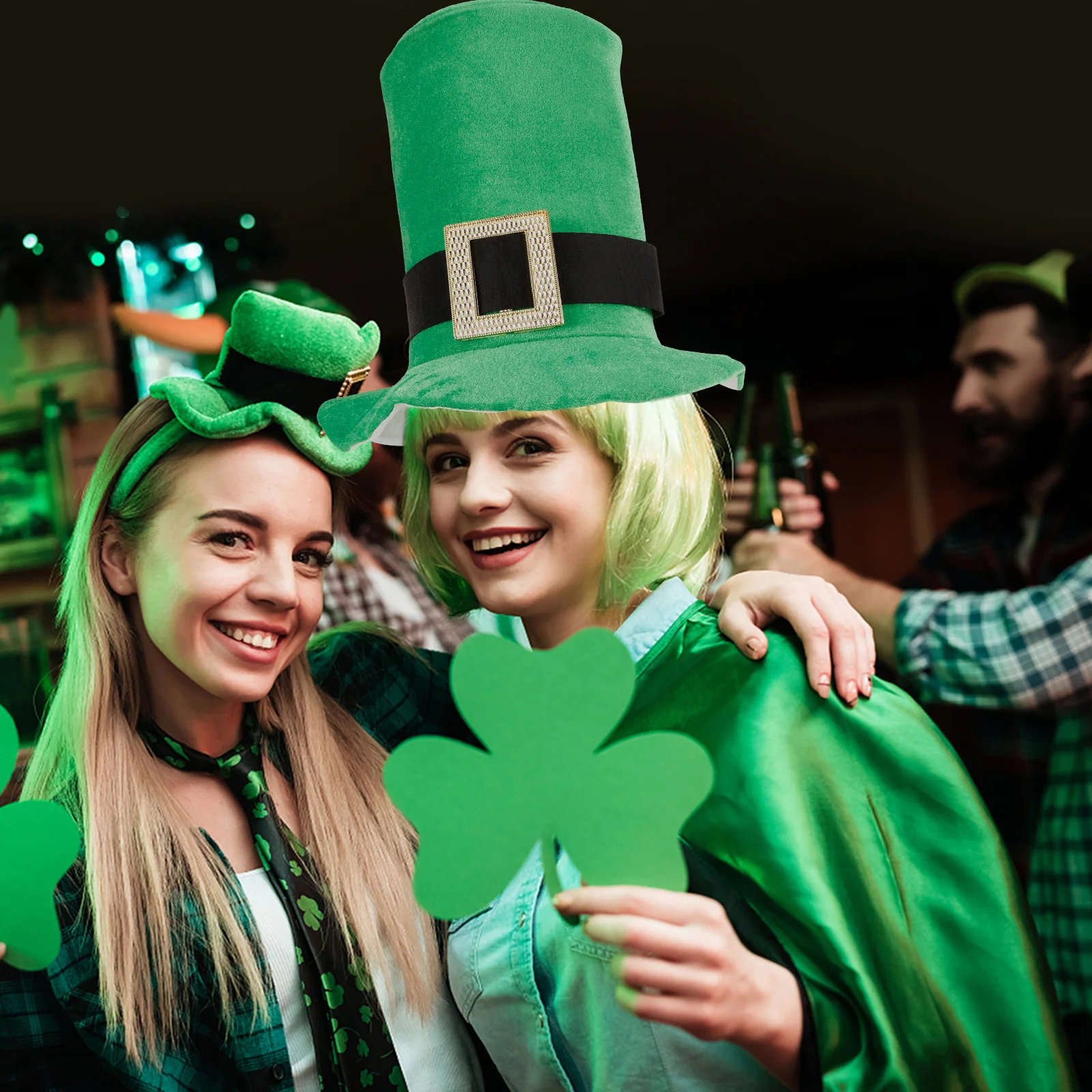 1 set 1 set Ierse decoratieset St Patrick Baard Strikje Feestrekwisieten Feestelijke kostuumaccessoires St Patricks Day Gunsten Cosplay