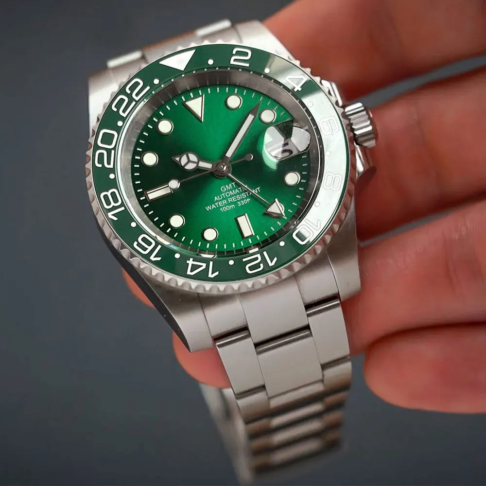 

NH34A Automatic Mechanical Watch for Men GMT 40mm Sterile Diver Watch Black Blue Green Sunburst Dial Sapphire Crystal Date