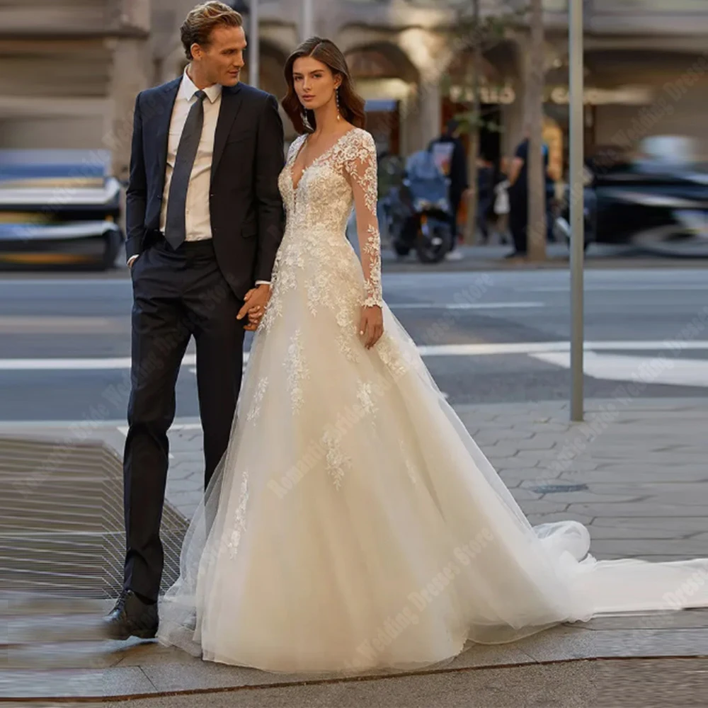 Elegante Vrouwen Tule Trouwjurken Sexy V-Hals Kant Lange Mouwen Prinses Bruidsjurken Prachtig Strand Bal Vestidos De Novias