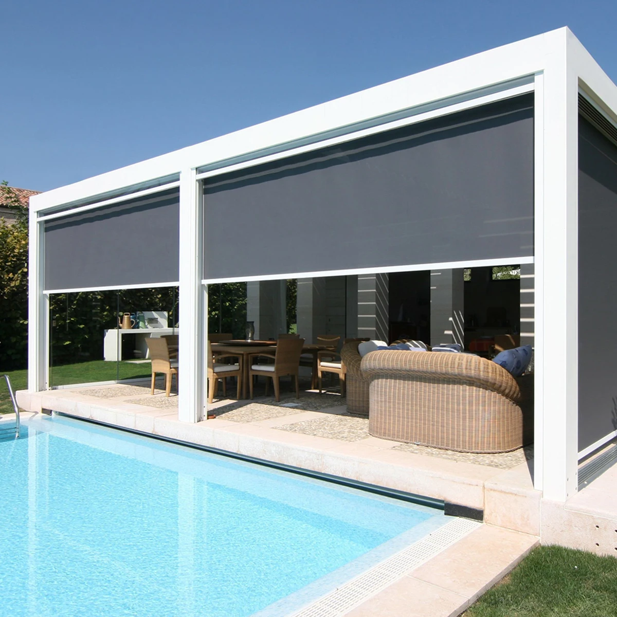 Motorized Waterproof Windproof Outdoor Roller Blinds Outdoor Patio Balcony Blinds Retractable Screen Outdoor Blind