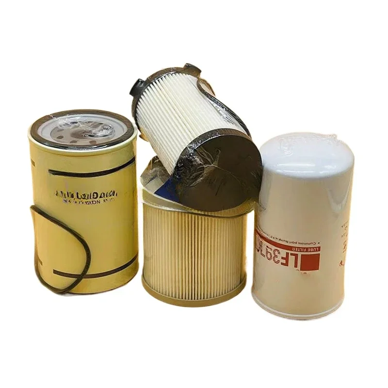 Excavator R215VS 225VS Oil Diesel Filter Oil Water Paper Chai Air Filter Hydraulic Oil Compartment
