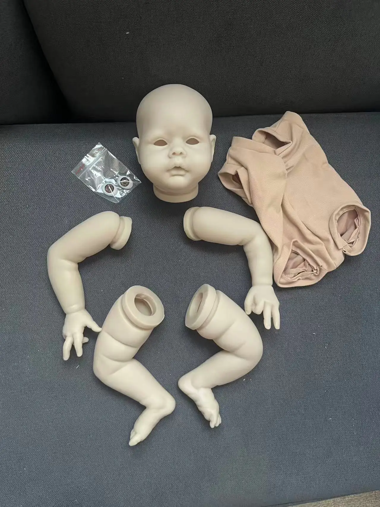 19inch Reborn Doll Kit Nicol Fresh Color Unpainted Handmade DIY Doll parts with Cloth body and Eyes Name on Back