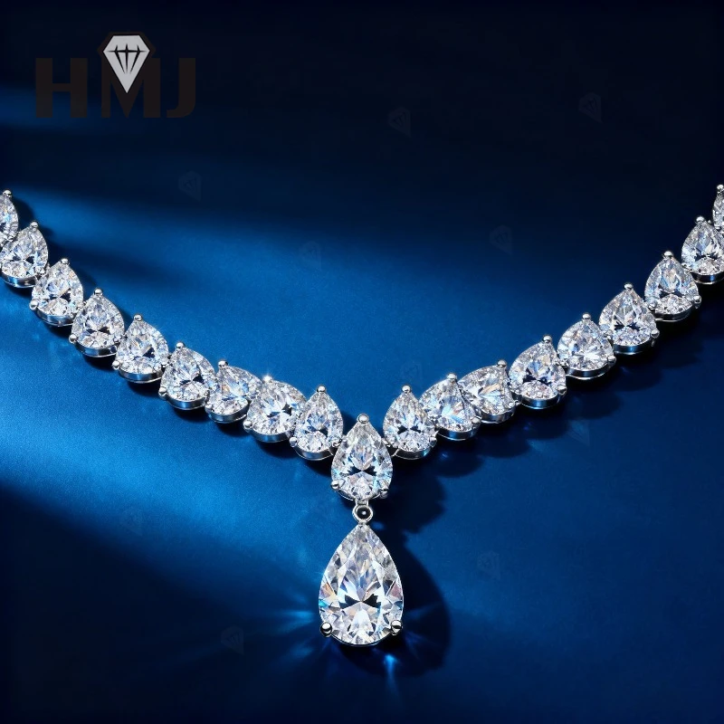 

Luxury Pear Cut Moissanite Teardrop Necklace Brilliant Statement Pendant for Formal Occasions Daily Glam