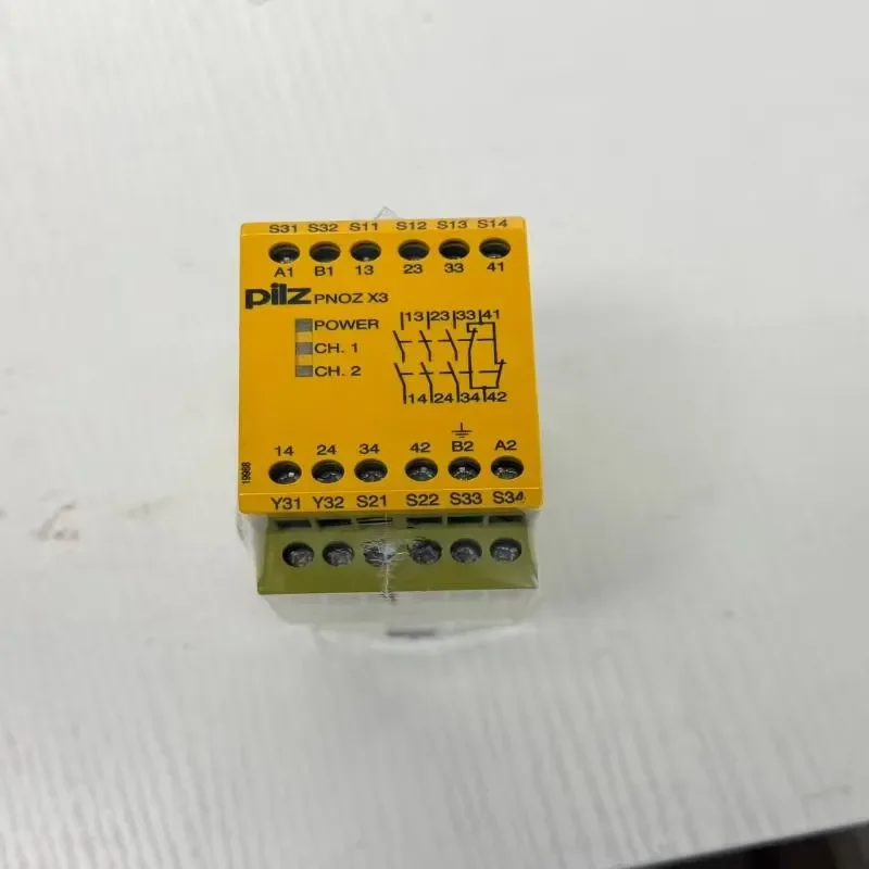 PILZZZ PN0Z X2.8P 777301 777302 787301 787302 Safety relay, brand new and in stock.