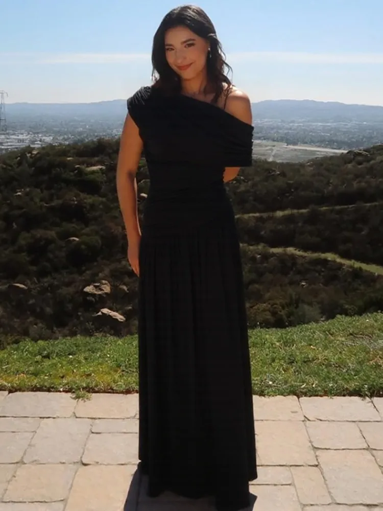 Mozision يميل الكتف عارية الذراعين فستان ماكسي مثير المرأة الصيف موضة جديدة بلا أكمام مطوي Ruched نادي فستان طويل للحفلات