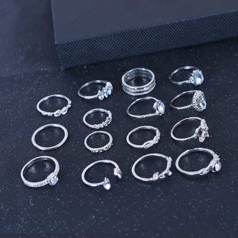 Vintage Bohemian Style 15 Pieces Ring Set for Women Inlaid Rhinestone Metal Ring Fashion Jewelry Party Gifts For Girls