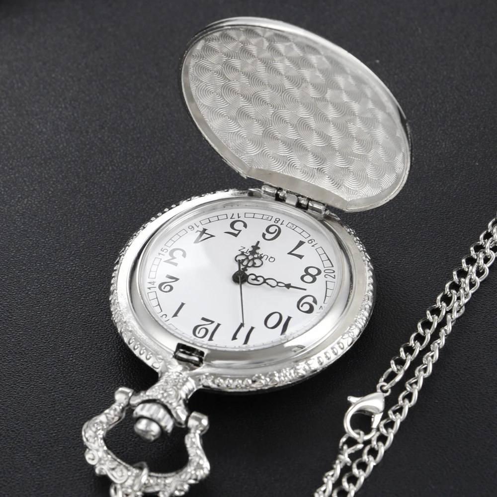 Old Age Silver Soviet Republic Party Emblem Quartz Pocket Watch Vintage Steam Punk Pendant Pendant for Men and Women Gift