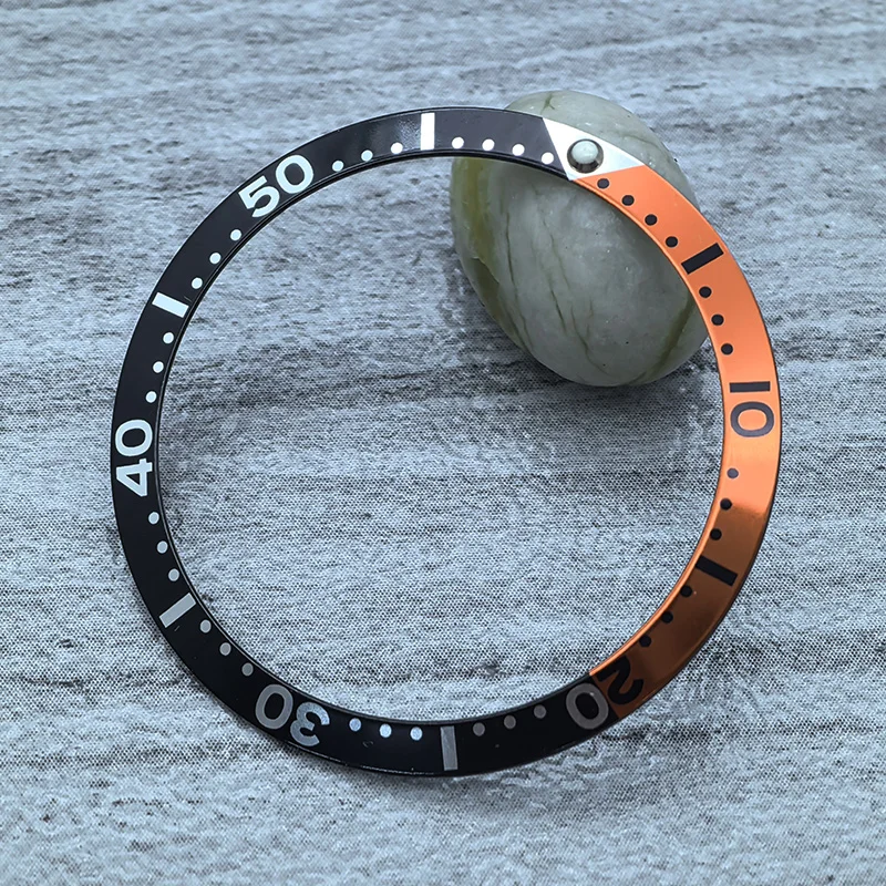 Mod 36,5 mm x 30,6 mm gebogener Retro-Uhrenlünetteneinsatz aus Aluminium, passend für Vintage Submariner für NH35-Uhrenzubehör, Gehäusering
