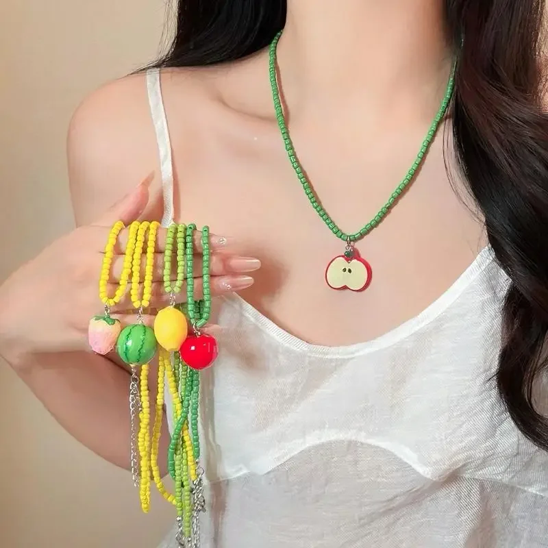 الاتجاه مجوهرات الدوبامين الملونة التفاح الفراولة الليمون الفواكه قلادة عقد من اللؤلؤ للنساء Y2K لطيف المختنق هدية حفلة #1