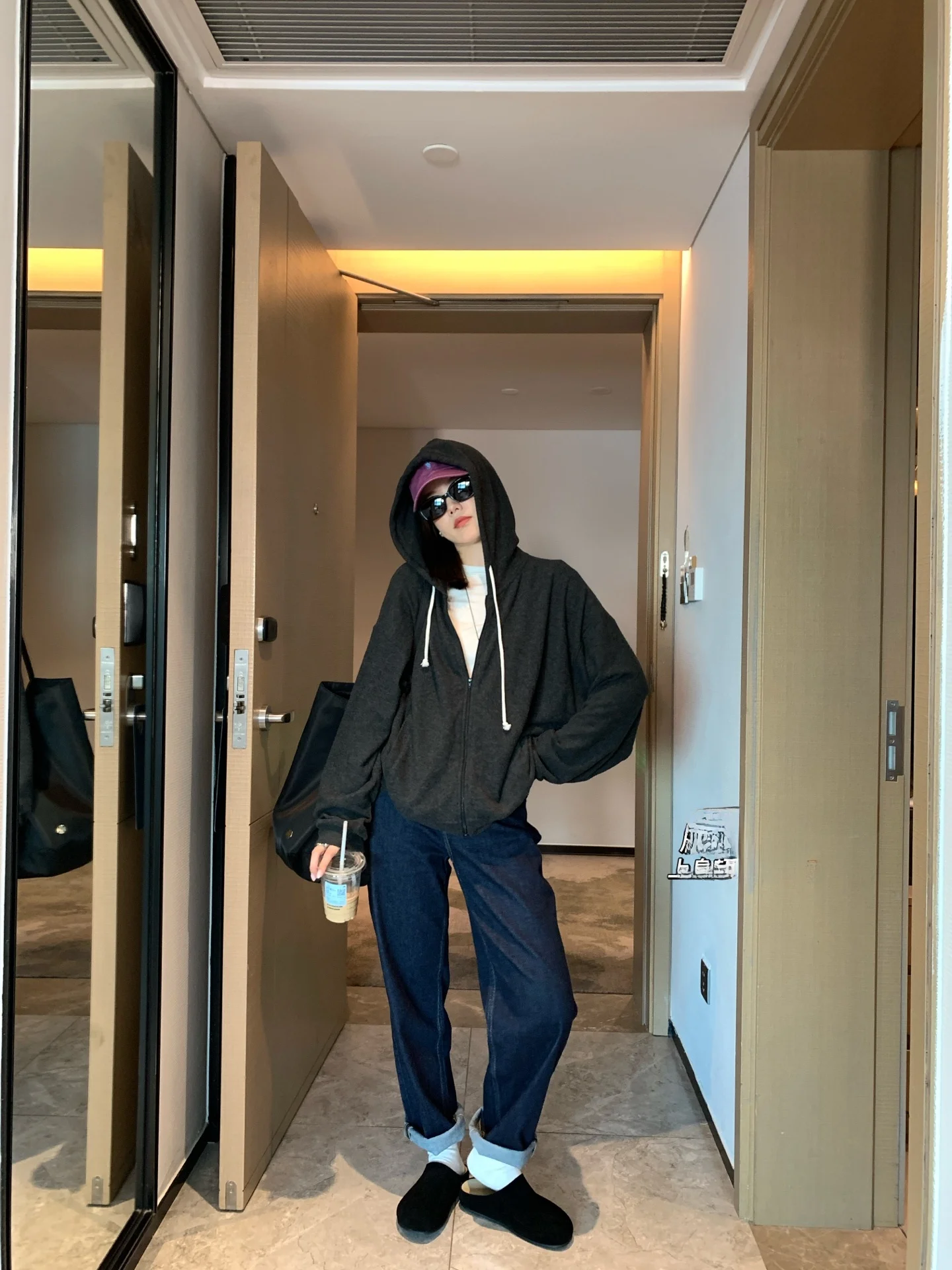 

Women's Hoodie Sweatshirt Mid-Thick Autumn Winter Fleece Lined Jacket College Style Loose Fit Long Sleeve Zipper Closure