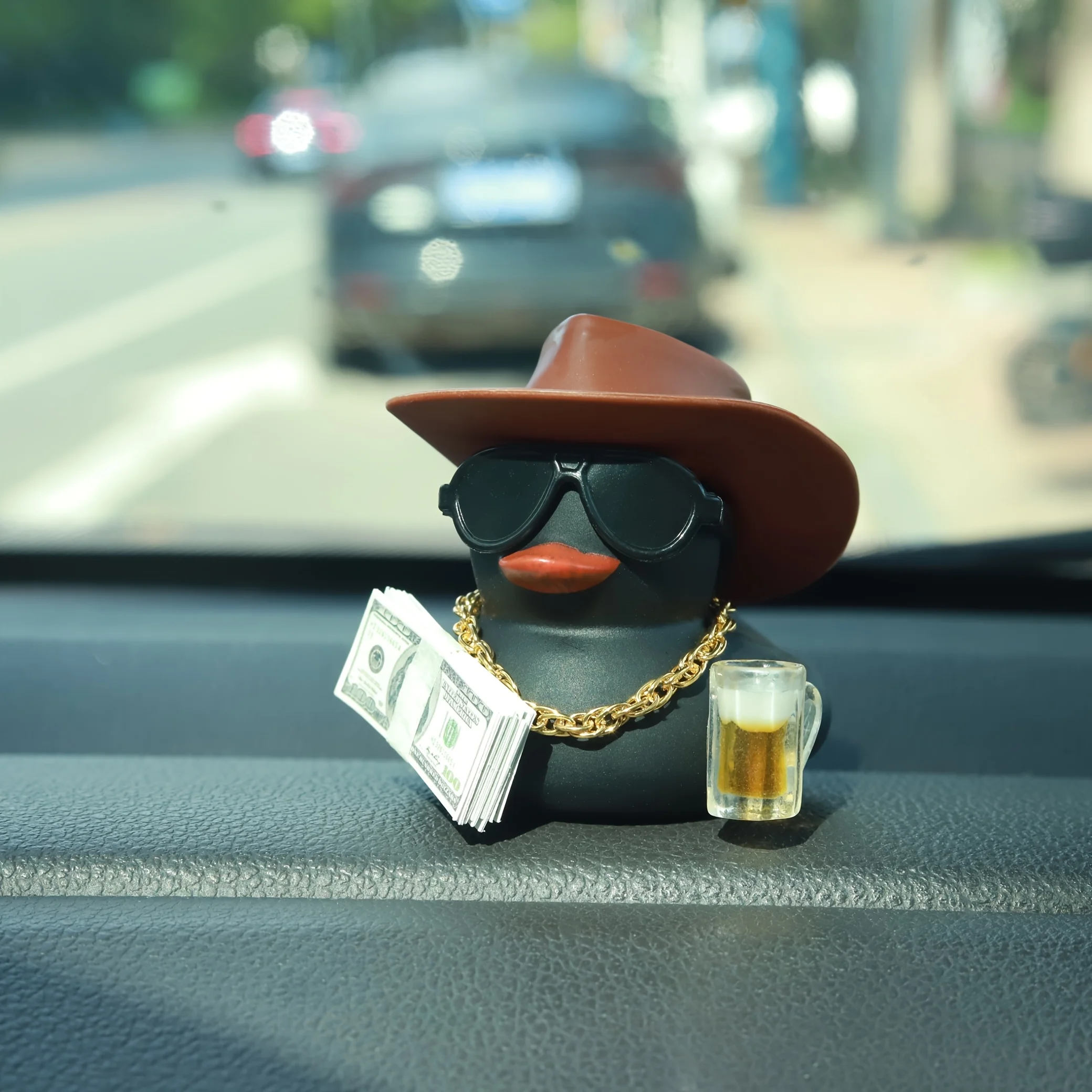 1 pieza de decoración para coche Beer Duck Golden Goose, adorno de lujo para salpicadero de coches, motocicletas y camiones, accesorios de moda duraderos para automóviles
