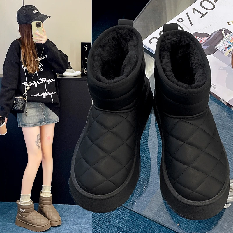 Snow Boots Women\'s Velvet Thickening 2024 New Winter Fashion Short-tube Slip-on Warm Bread Cotton Shoes Uggs Winter Boots