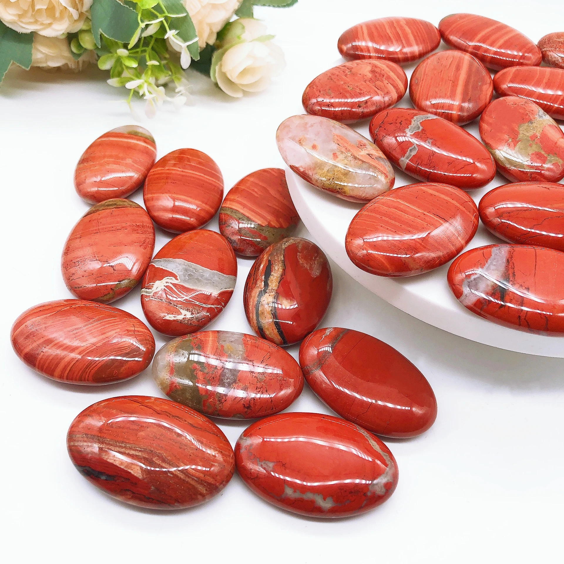 53*35mm Natural Red Jasper Pocket Palm Stone Energy Gemstone Reiki Crystal Healing Eliminating fatigue Gift Mineral  Home Decor