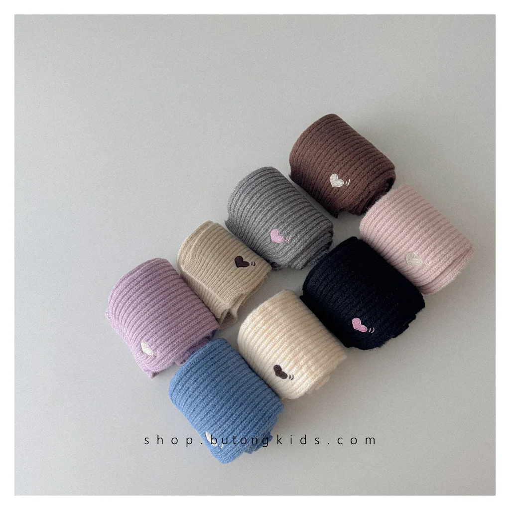 Children Retro Embroidered Heart Knitted Scarf for Autumn Winter Stylish Solid Color Warm Baby Boys Girls Woolen Scarf