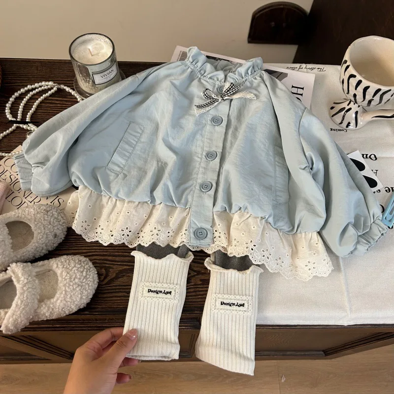 

2025 New Autumn Girls' Lantern Flower Bud Splicing Lace Windbreaker Jacket and Pile Socks Leggings Two-piece Set