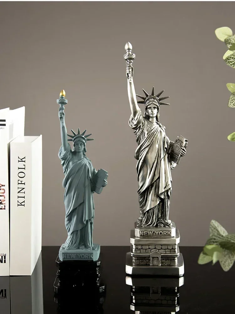 

Statue of liberty USA living room, figure, resin statue decoration office desk trinket tourist souvenir gift