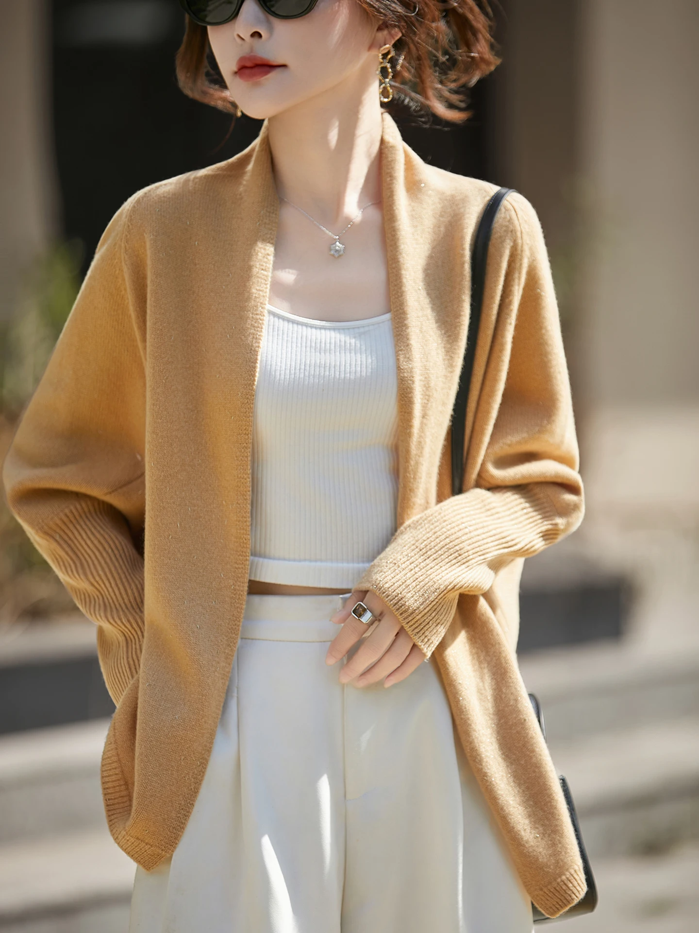 سترة نسائية 100% من صوف ميرينو مترهل بأكمام تشبه جناح الخفّاش سميكة متعددة الألوان للخريف والشتاء يجب أن تكون عنصرًا مريحًا