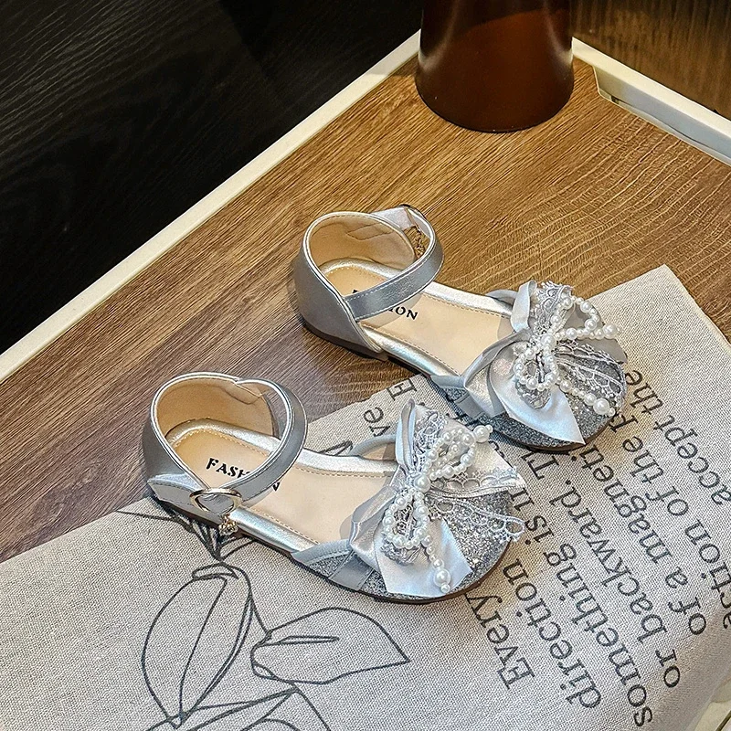 Sandal Musim Panas Anak-anak Sepatu Anak Perempuan Putri Serbaguna Catwalk Balita Sandal Datar Gaun Modis Anak Ikatan Simpul Manik-manik Musim Panas