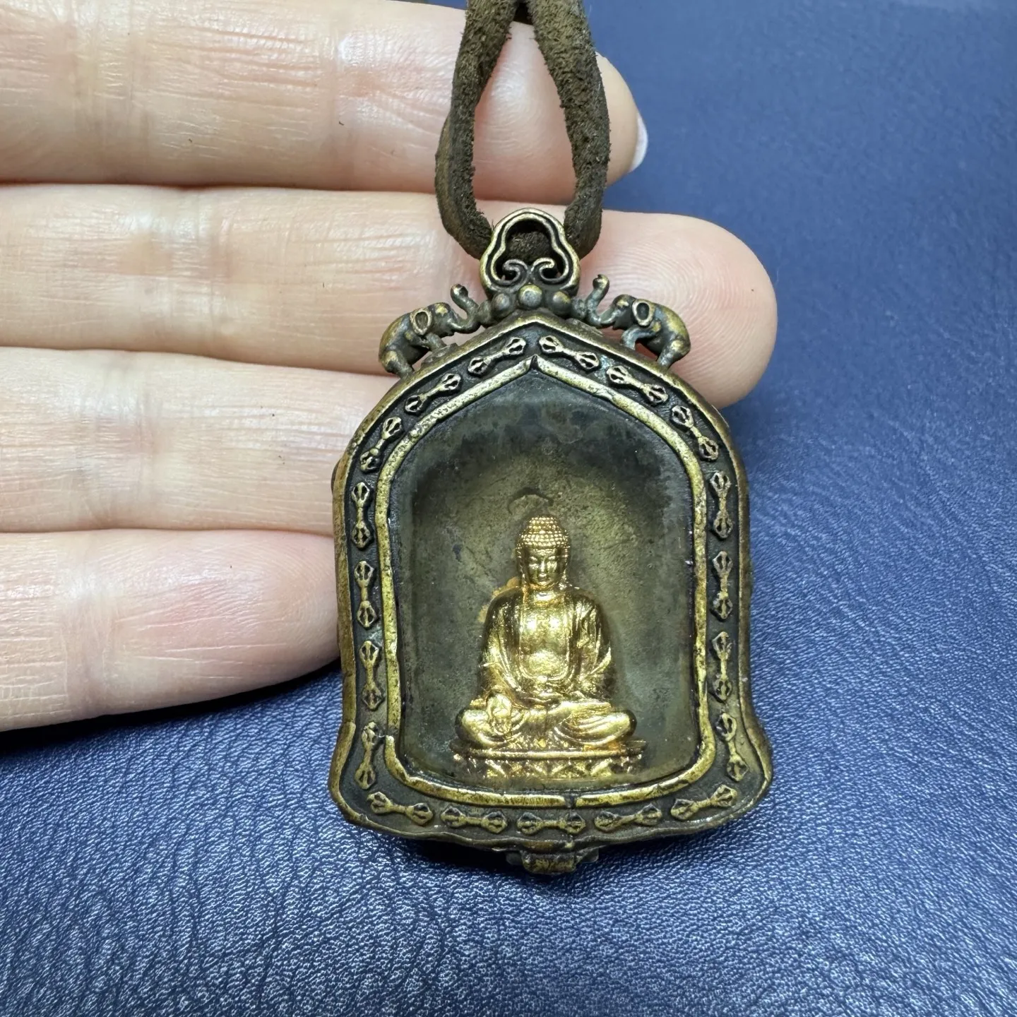 

New Chinese brass Gawu box TauthraBuddha new amulet pendant