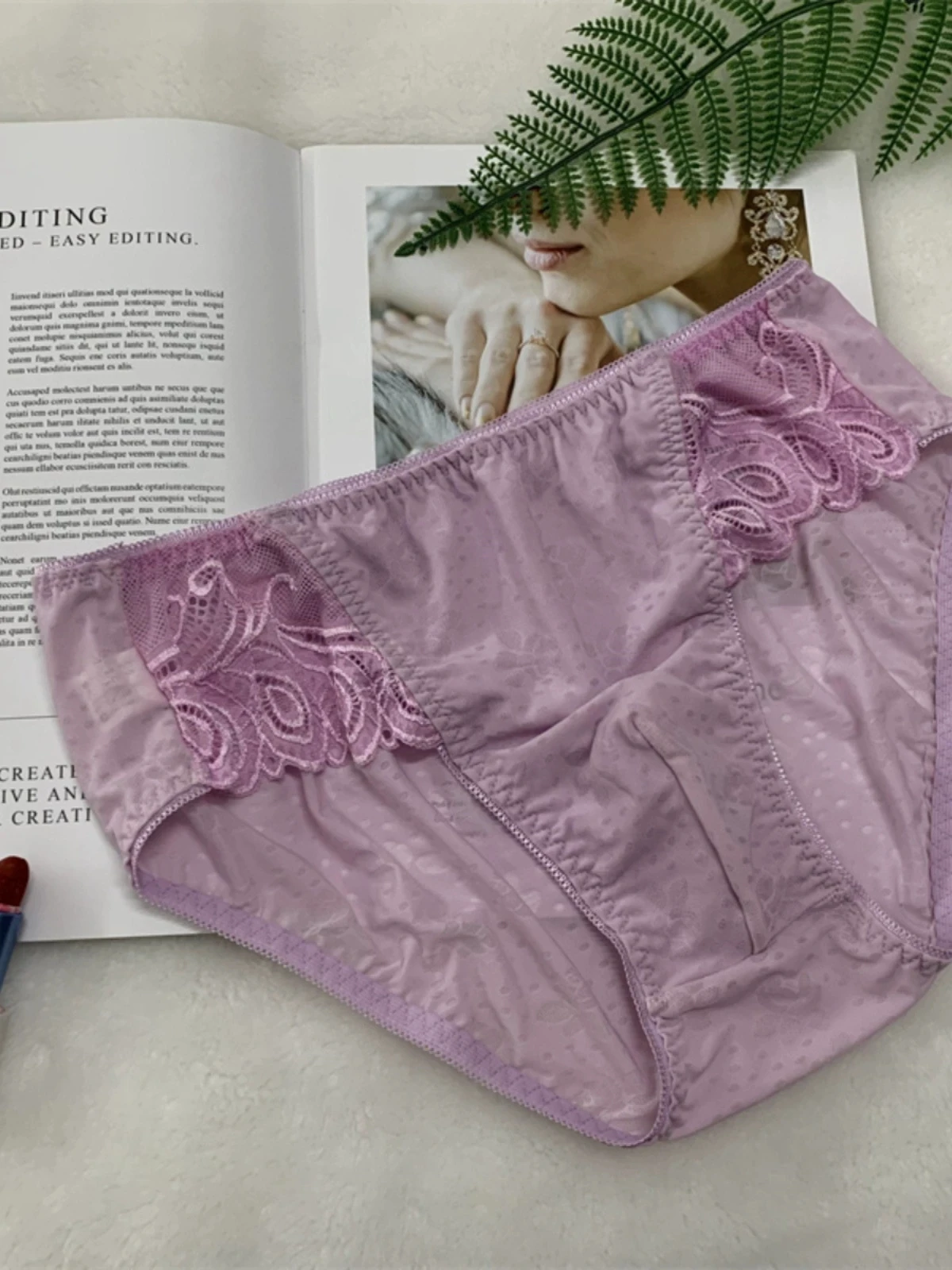 

Man's Lace Slilky Touch Magic Purple BF Briefs Live Show DJ Club Dance Costumes Harajuku