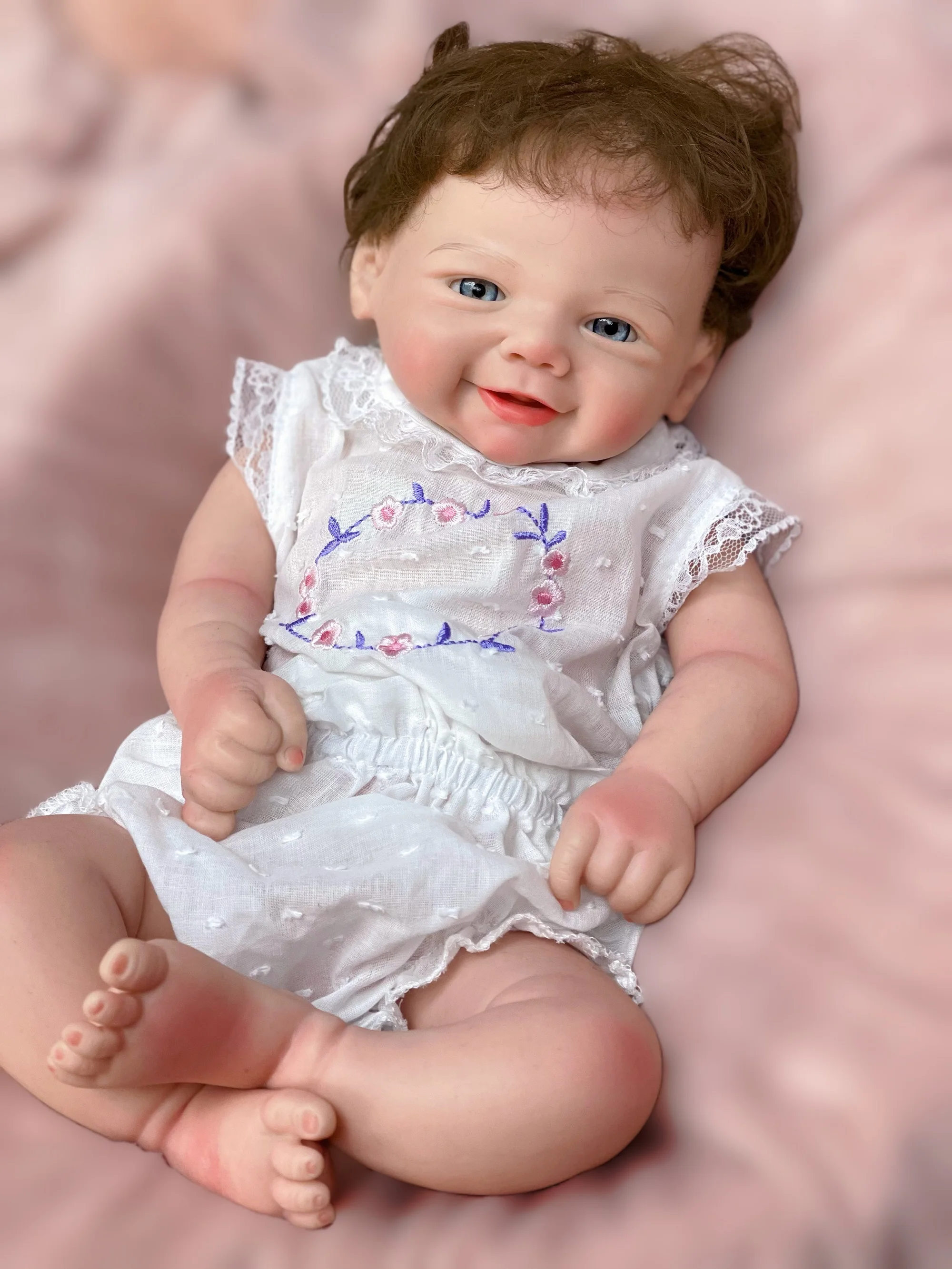 42CM Smile Girl Vivienne Bebe Reborn Full Soft Solid Silicone Reborn Doll Painted Baby Doll Toy For Kid Reborn Corpo De Silicone