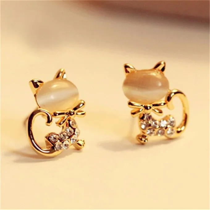 Sell Fashion Earrings Fashion Jewelry Lovely Rhinestone Cat Earrings Cute Cat Stud Earrings For Women Girls Gift Wholesale