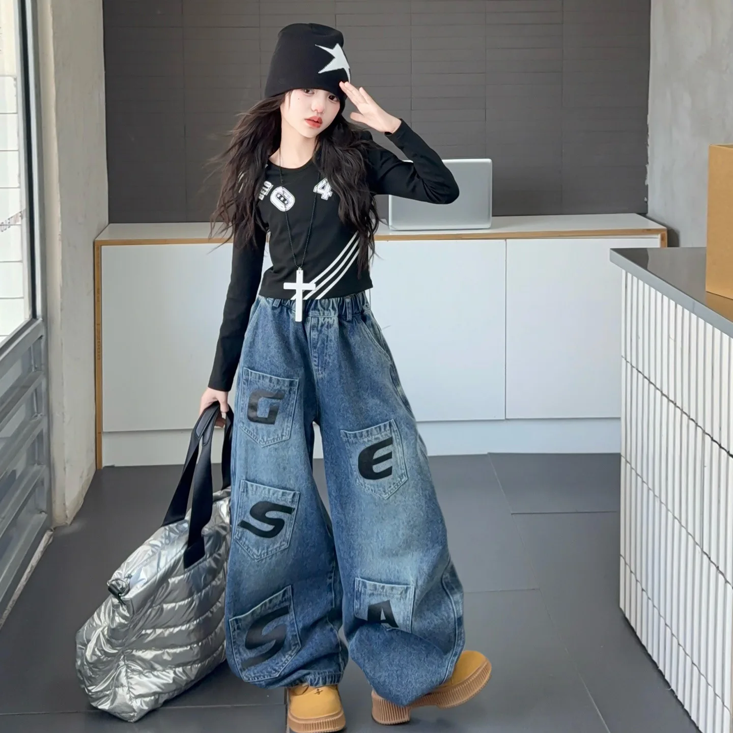 

Trendy American Retro Autumn New Teenage Children's Multi-Pocket Streetwear Loose Wide Leg Denim Pants Cool Girls letter Jeans