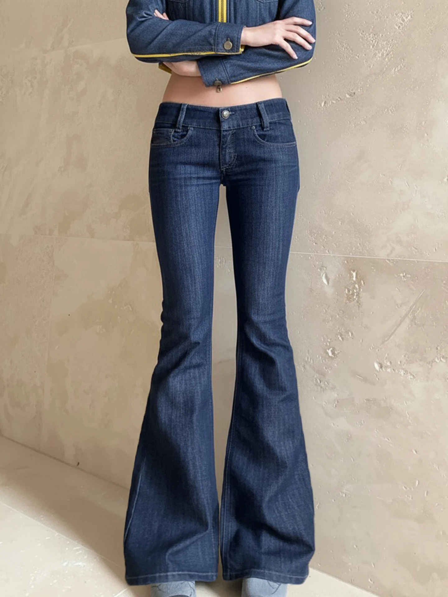 

Женские расклешенные брюки с низкой талией в стиле ретро, осенние универсальные повседневные облегающие джинсы, однотонные модные уличные длинные брюки