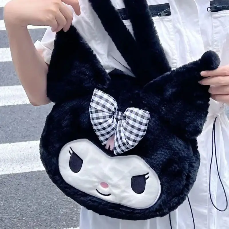 Sanrio Kuromi-Bolso grande de felpa para niña, mochila de hombro, maquillaje, juguete de peluche