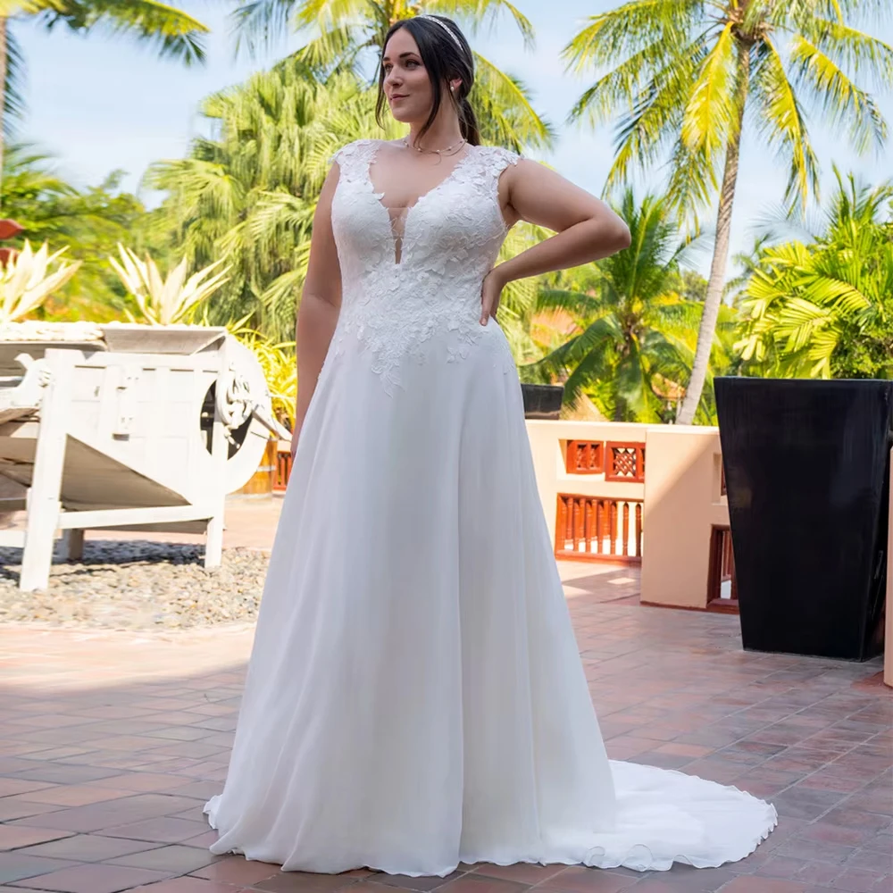 Plus Size Empire Wedding Dresses for Ladies Elegant Strapless Bridal Gowns with Lace Exquisite Sleeveless Vestidos De Novia New