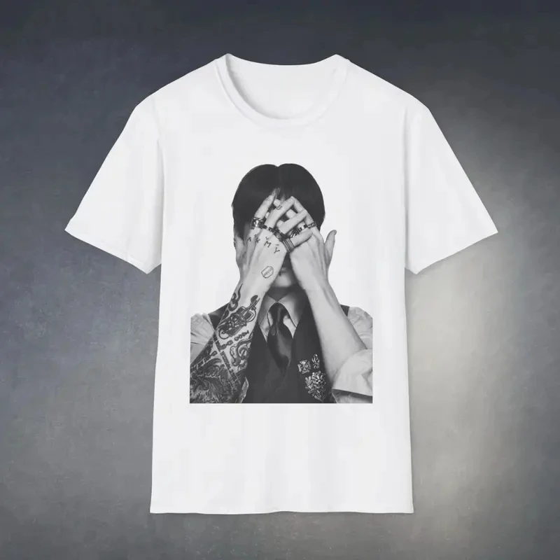 Camiseta Unissex de Algodão BTS Jungkook com Gráficos, Kpop Boy Band, Nova Coleção Verão 2026, Camiseta Oversized de Alta Qualidade para Homens e Mulheres, Estilo Streetwear