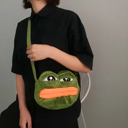 Women cute funny small shoulder bag female new 2022 personality fashion plush messenger bag cartoon cute frog bag