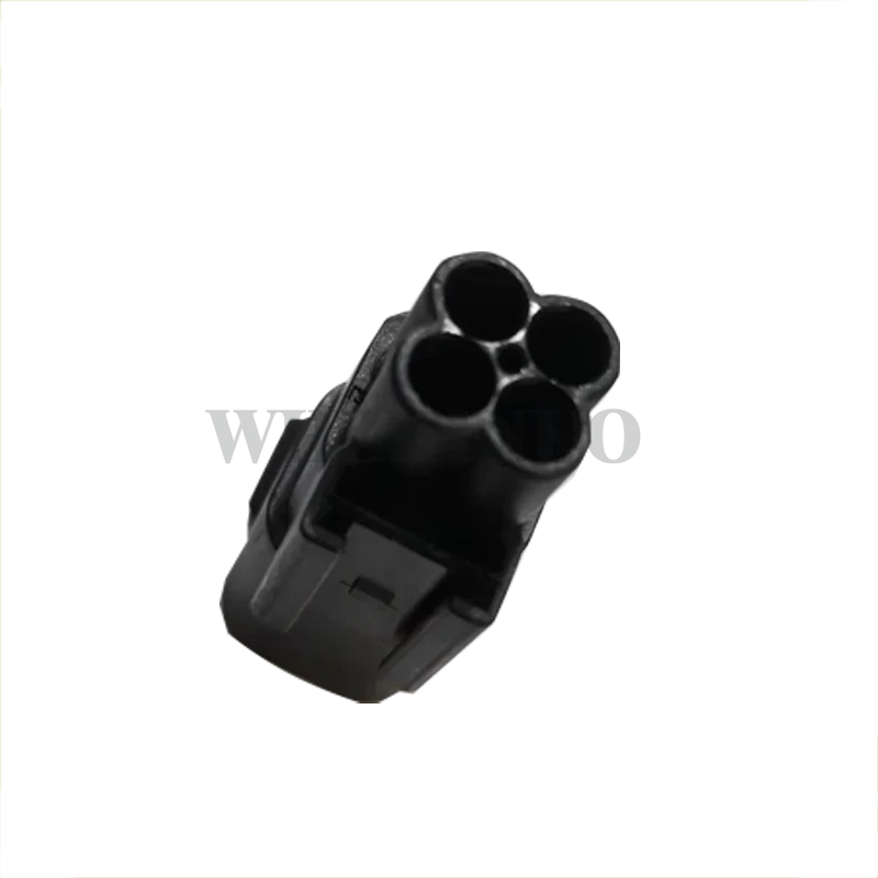 4Way 6189-7600    male Audio Socket Tweeter Plug Auto Automotive Instrument Station Connector