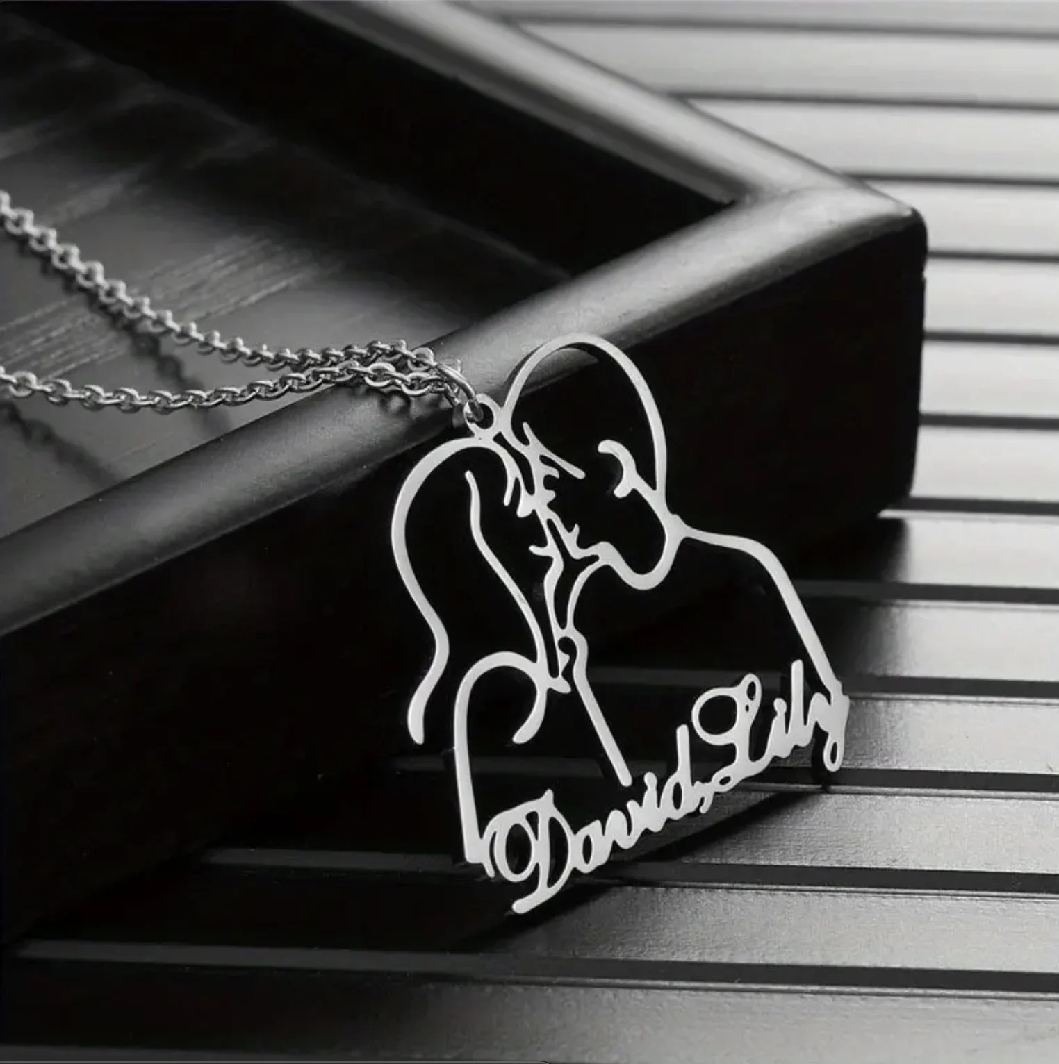 

Personalized Name Necklace - Customized Style Jewelry Gift for Valentine's Day