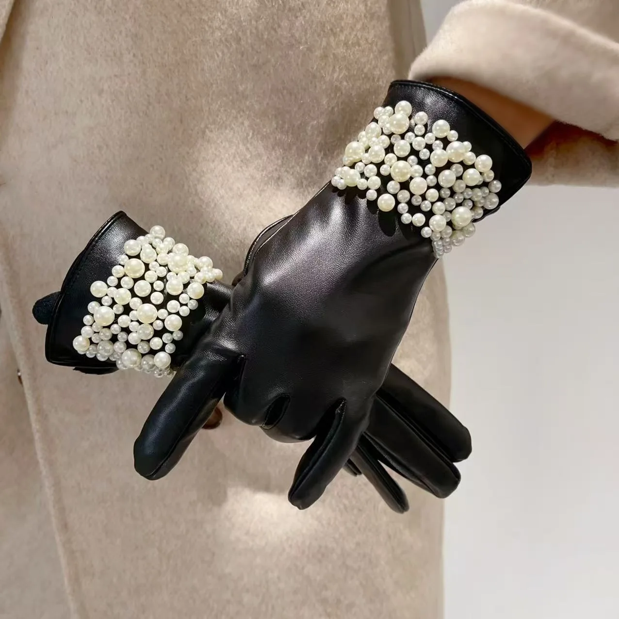 Gloves Women Pearl Studded Leather Touch Screen Winter Fashion PU Glove