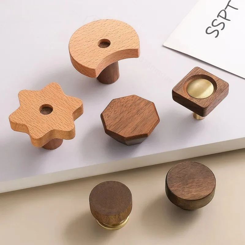 Medieval Brass Single Hole Cabinet Door Handle Round Spherical Retro Walnut Wardrobe Drawer Shoe Cabinet Knob Hardware