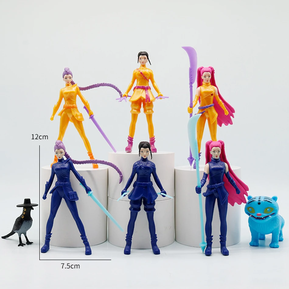 Na Stanie 8 szt. Figurki Anime Kpop Demon Hunters Model Zabawka Gadżety do Gier Dekoracja Biurka Kolekcja Prezent na Boże Narodzenie Hit