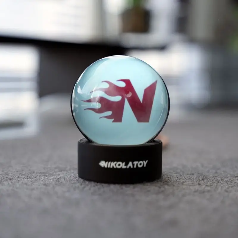 

Креативный аниме-комикс в стиле периферийных устройств: светодиодный электронный шар с музыкальным ритмом и видео-дисплеем, настольное украшение, идеальный подарок для друзей.