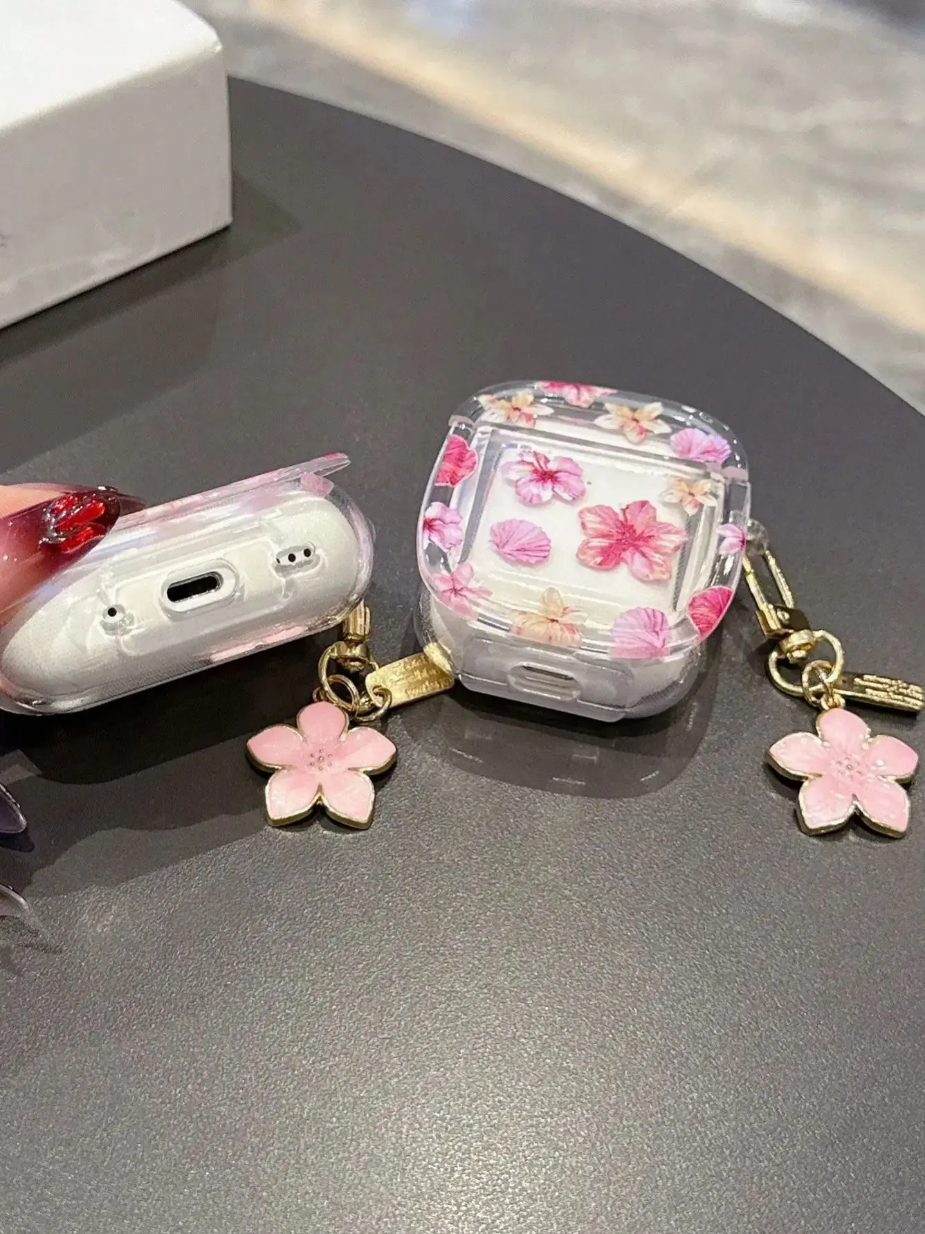 Étui pour écouteurs mignon à bords ronds, adapté à Apple AirPods 4, AirPods 1, 2, 3, Pro, Pro 2, pro3, housse de protection avec crochets