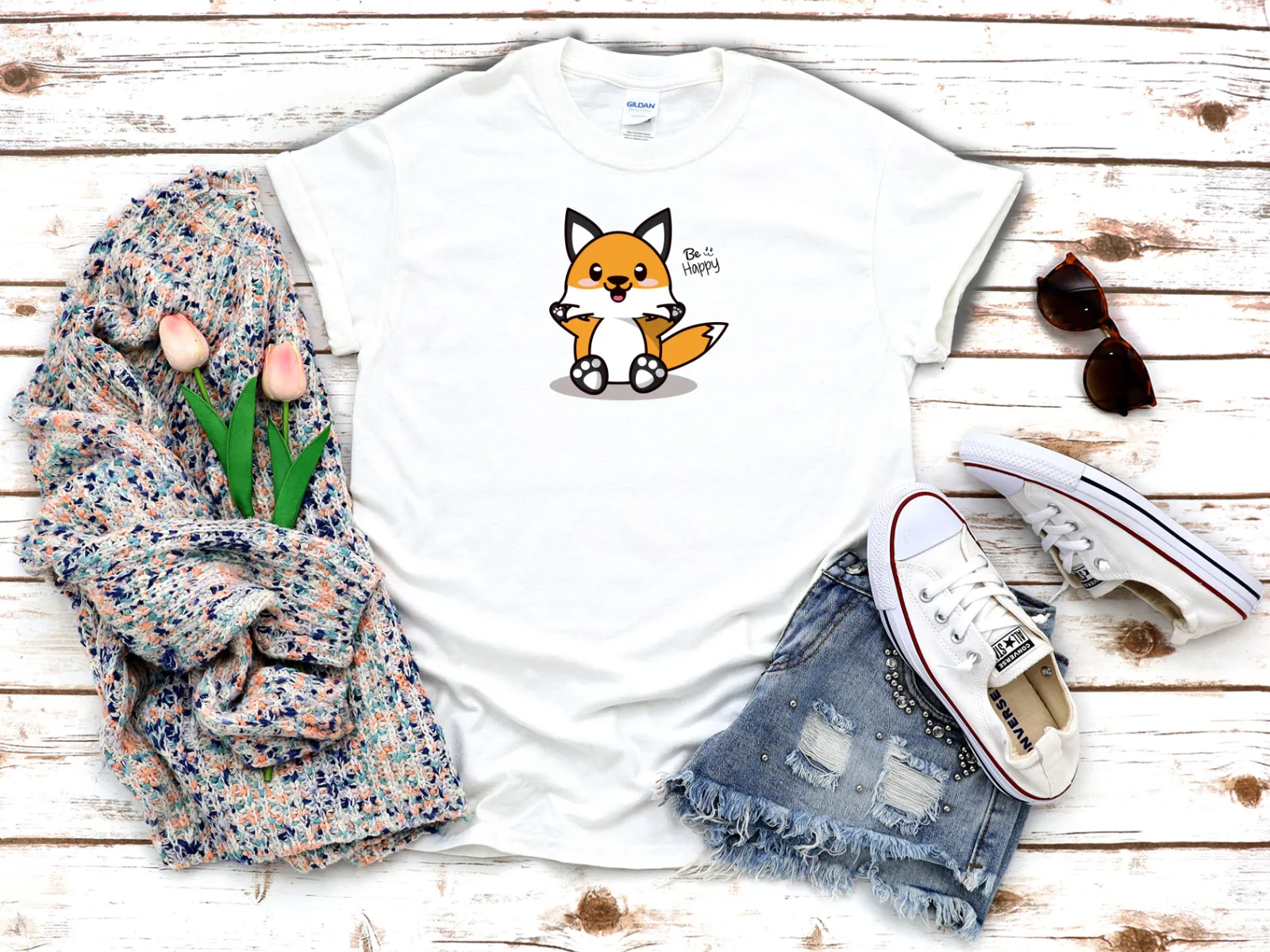 

Cute Kawaii Little Fox Cartoon White Women's 3/4 Short Sleeve T-Shirt K528