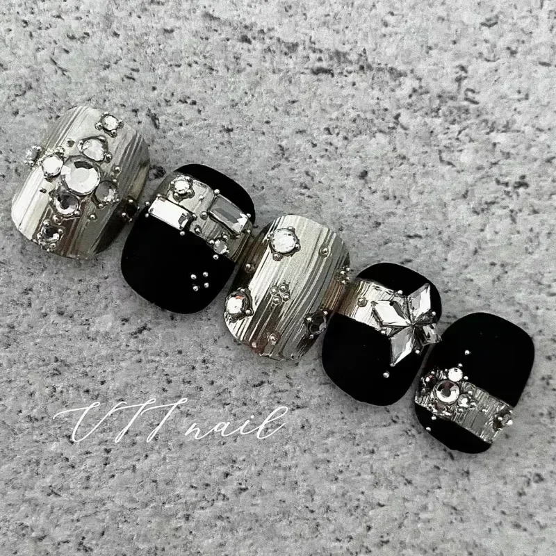 Рисунок 4 - накладные ногти ручной работы