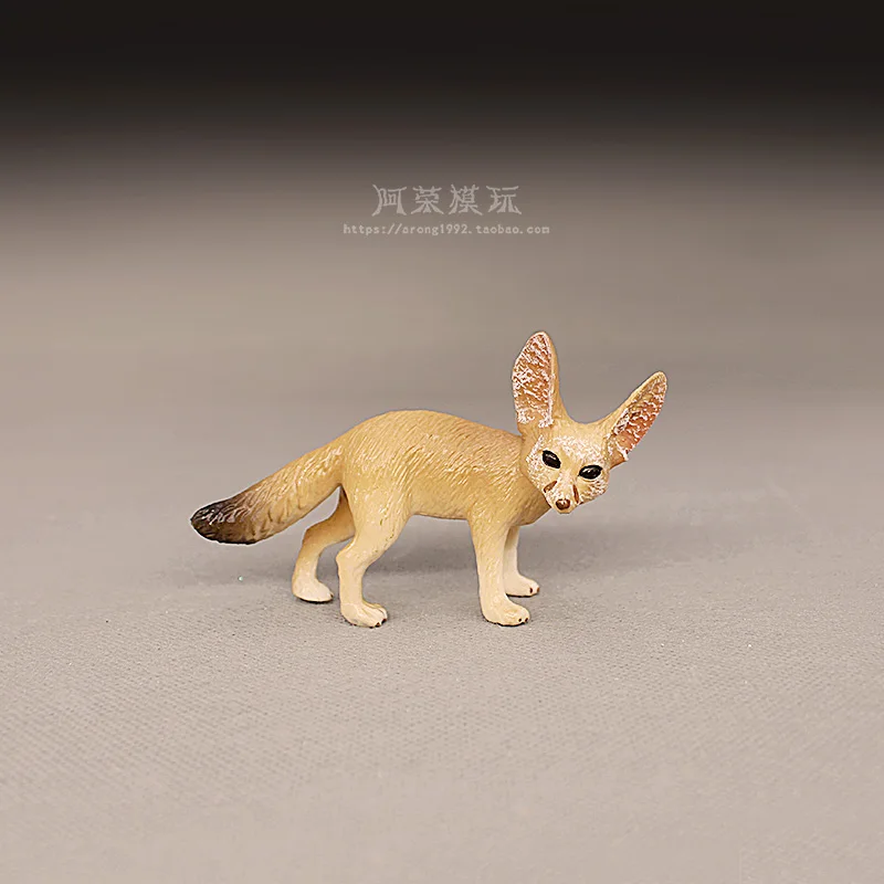 الثعلب الأحمر القطبي الثعلب ذو الأذنين الكبيرة عمل أرقام المحاكاة المعرفية لنماذج صغيرة من الحيوانات البرية زخرفة صغيرة الملحقات