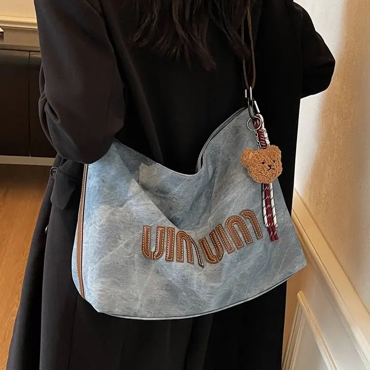 

2025 Summer 382 Handbag Fashion Versatile Casual Commuter Bag Denim Large Capacity Shoulder Messenger Bag