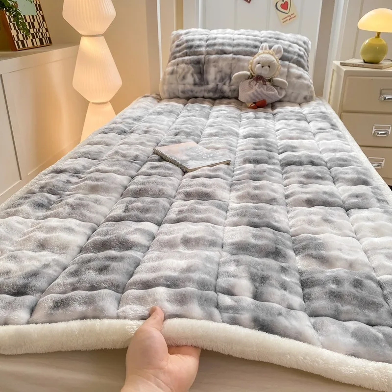 

Winter Warm Plush Fleece Thermal Quilted Mattress Pad Double Bed Non-Slip Topper Thin Foldable Design for Home Use 침대 매트리스