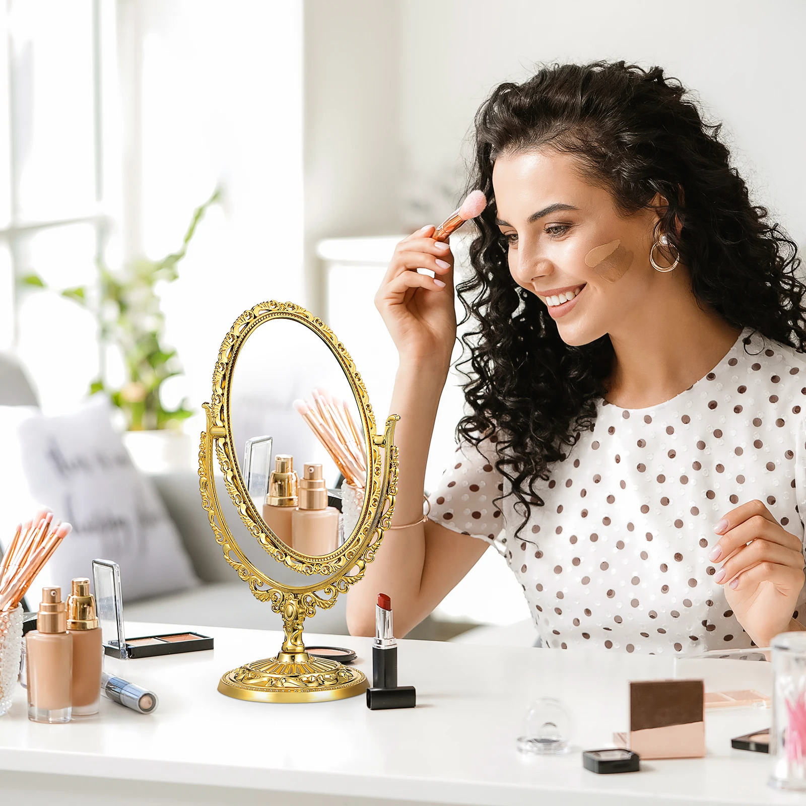 

European Retro Dressing Mirror Vintage Gold with Stand Makeup Bathroom Vanity for Desk Silver Table