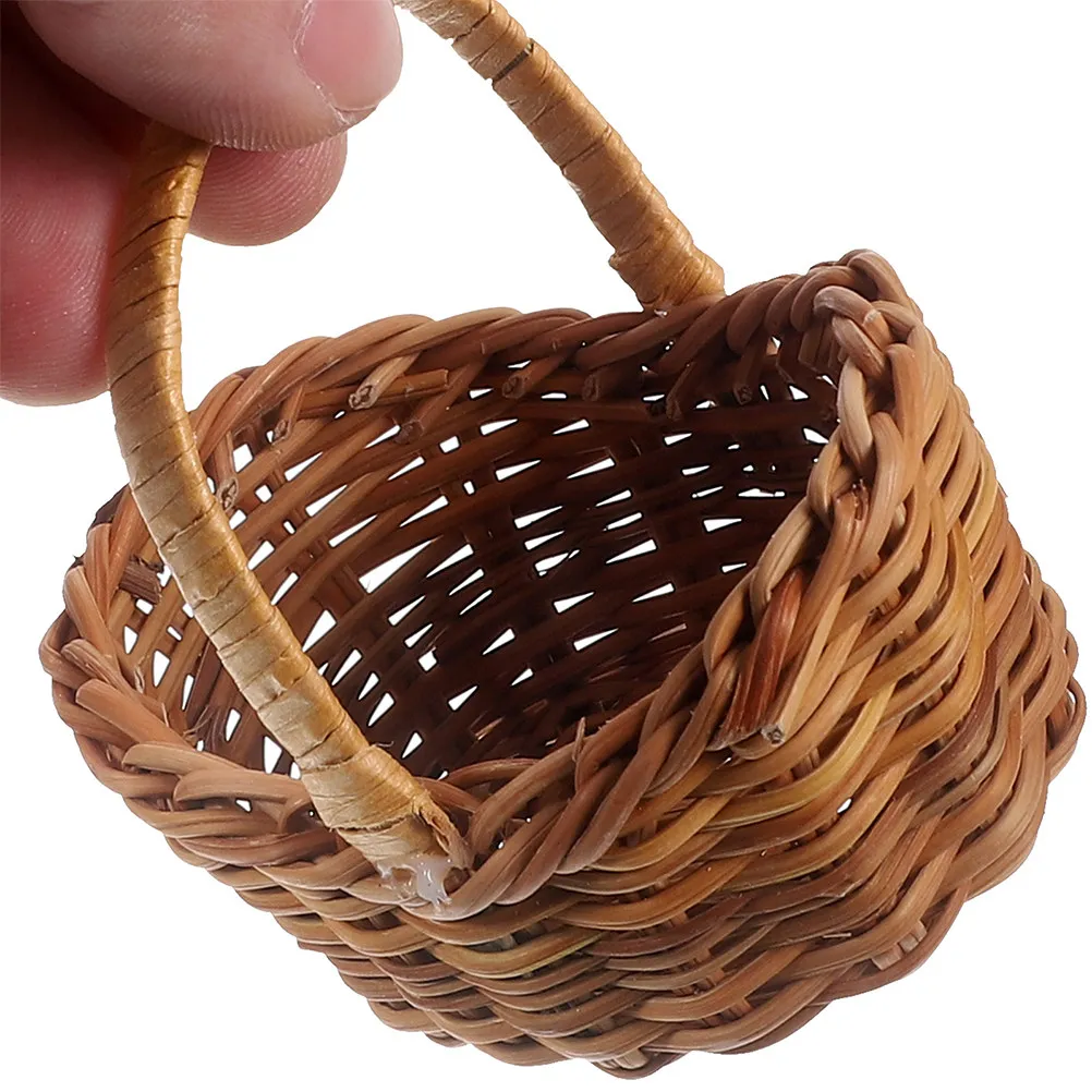 

5Pcs Handwoven Rattan Flower Baskets Small Woven Basket with Handle Rustic Wedding Party Decoration Home Decor Storage Basket