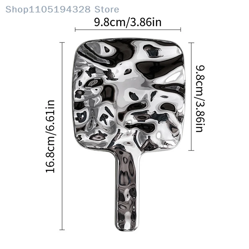 [MP] مرآة مربعة الشكل سائلة صغيرة محمولة باليد لسطح المكتب مرآة لمستحضرات التجميل مرآة مكياج للسفر مرآة تجميل معدنية محمولة