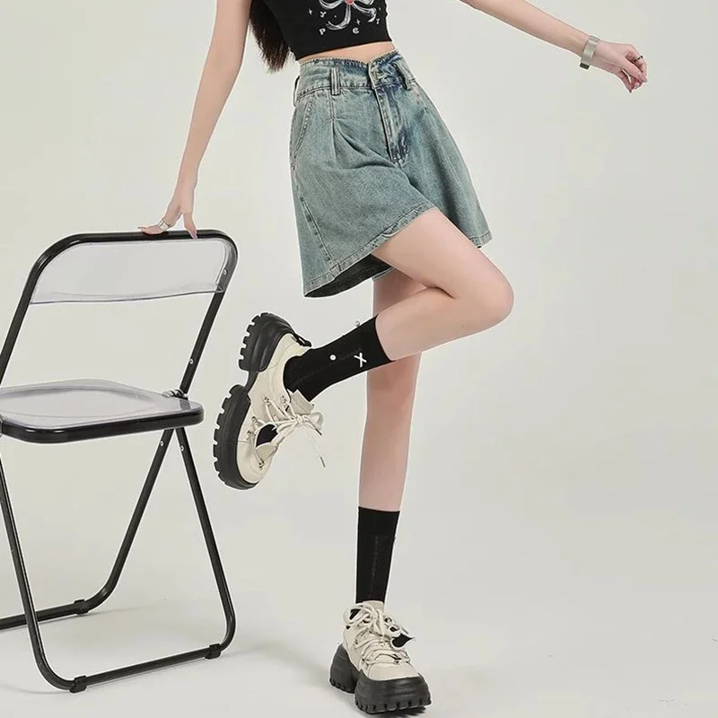 Summer Female Designer Thin Jeans Girls Chic High Waisted Short Pants Lady Korean Baggy A-line Denim Pants