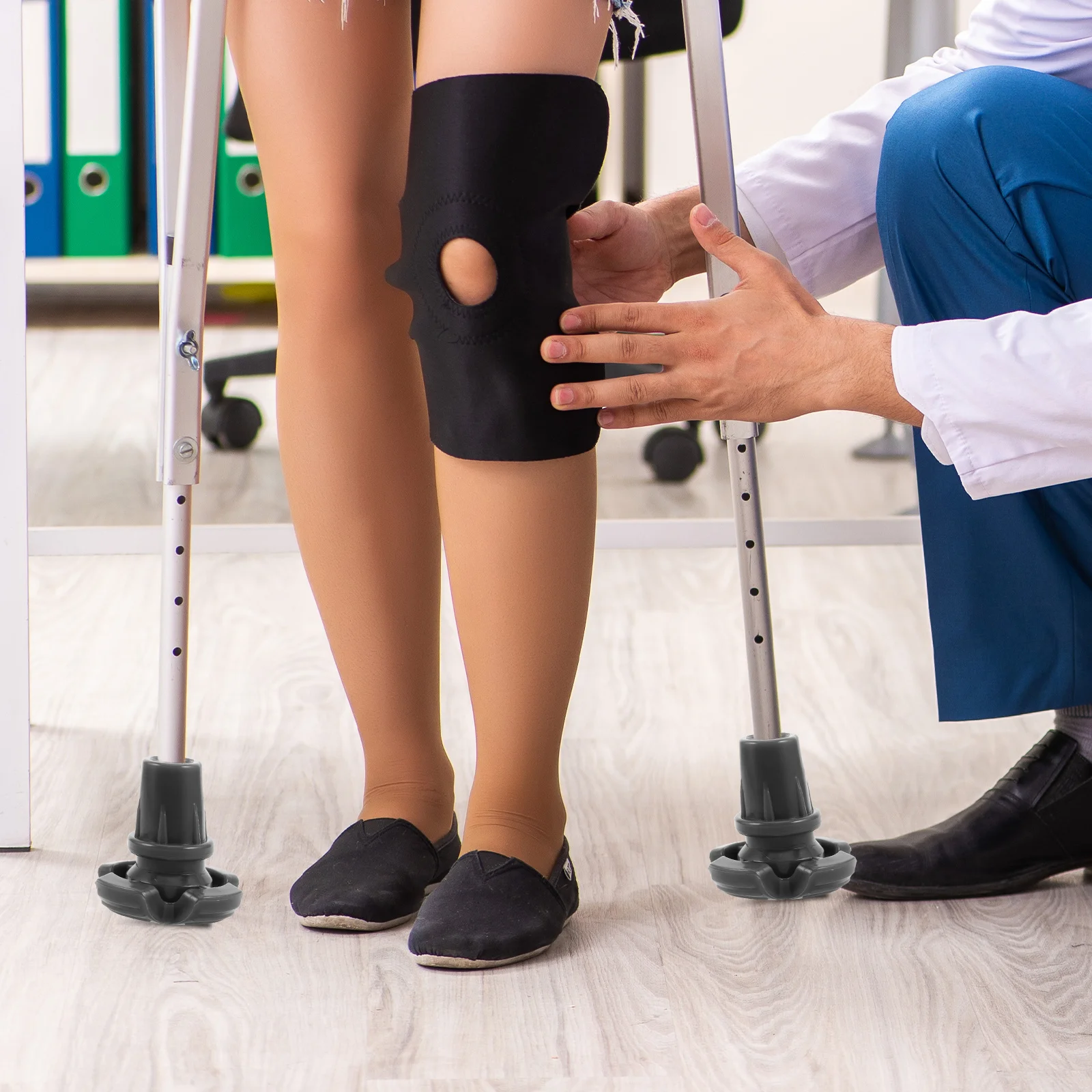 滑り止め杖先端 滑らかな表面でのグリップと安定性を高めるための耐久性のあるゴムパッド 杖先端ゴム製杖パッド